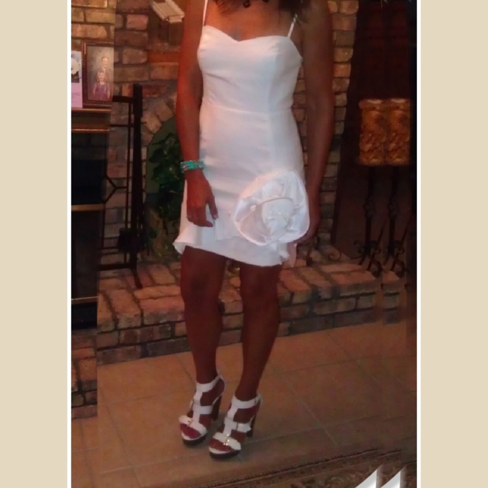 Deja Vu White sun dress
